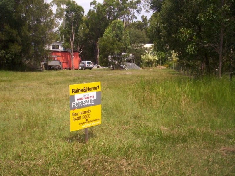 30 Mango Street, Macleay Island QLD 4184