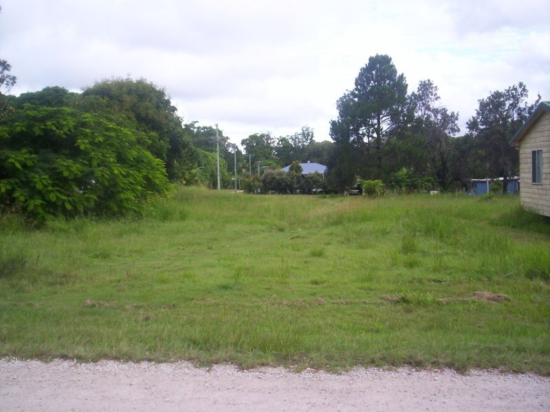 8 Marine Street, Macleay Island QLD 4184
