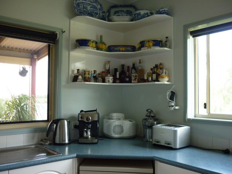 73 Beelong St, Macleay Island QLD 4184