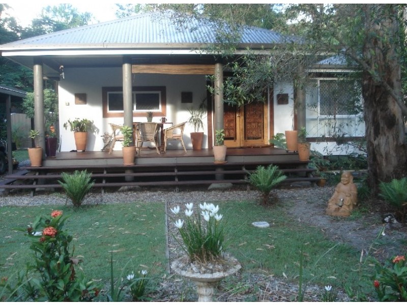 56 Alexander Street, Macleay Island QLD 4184