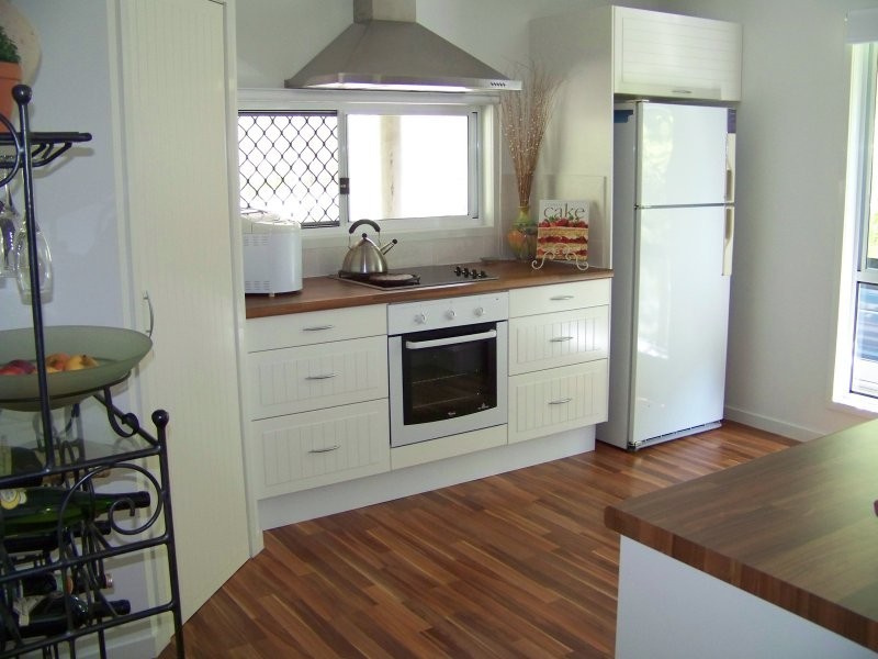 56 Alexander Street, Macleay Island QLD 4184