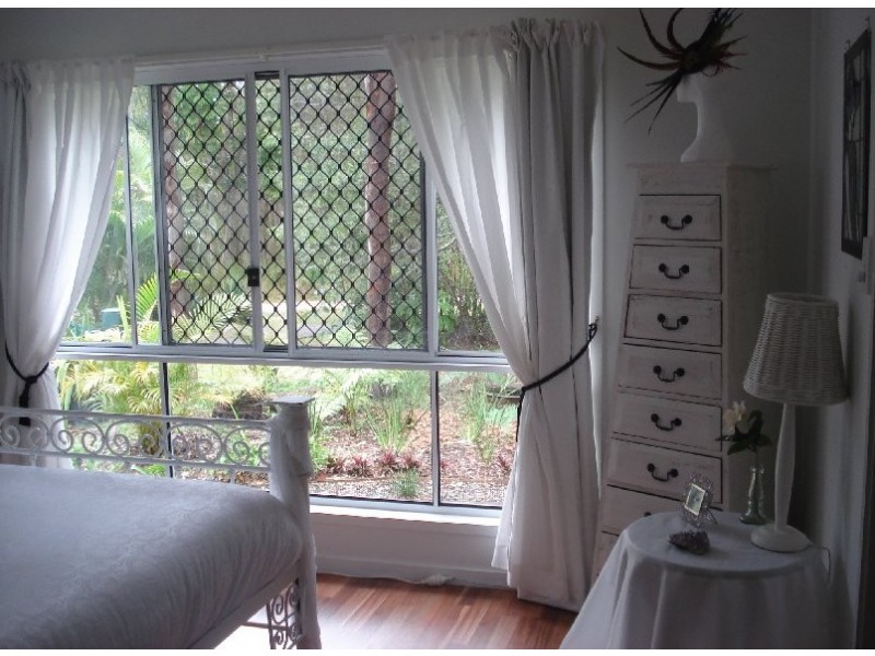 56 Alexander Street, Macleay Island QLD 4184