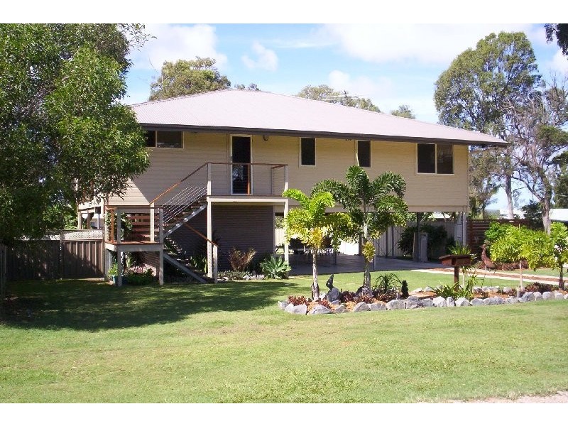 40 Mango Cresent, Macleay Island QLD 4184