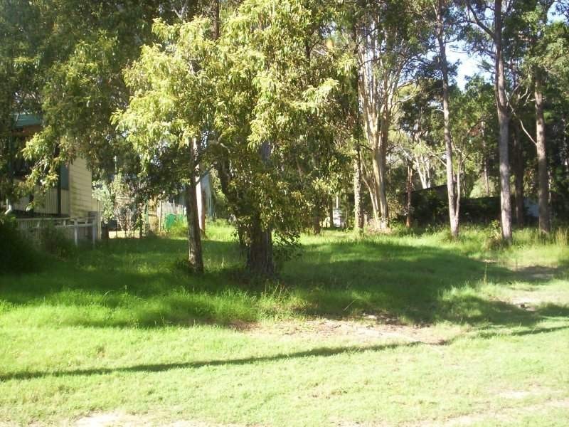36 Nugent Street, Macleay Island QLD 4184