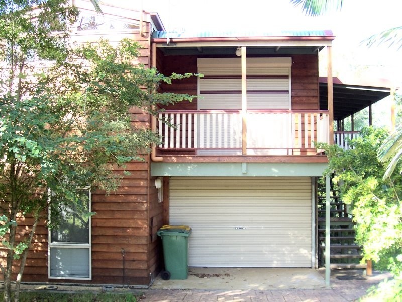 8 Kalara St, Macleay Island QLD 4184