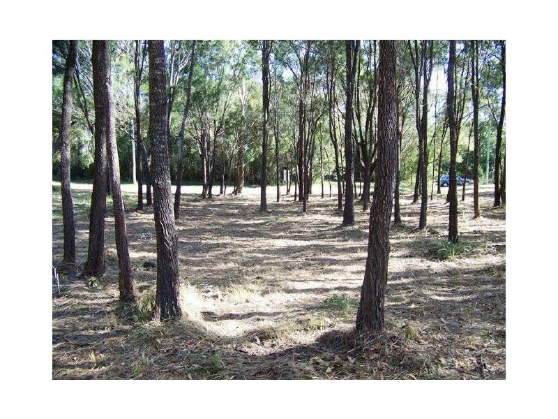 30 Florence Street, Macleay Island QLD 4184