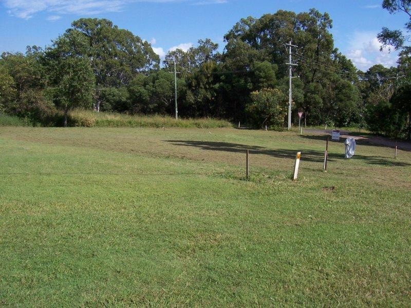 25 Blue Waters Crescent, Macleay Island QLD 4184