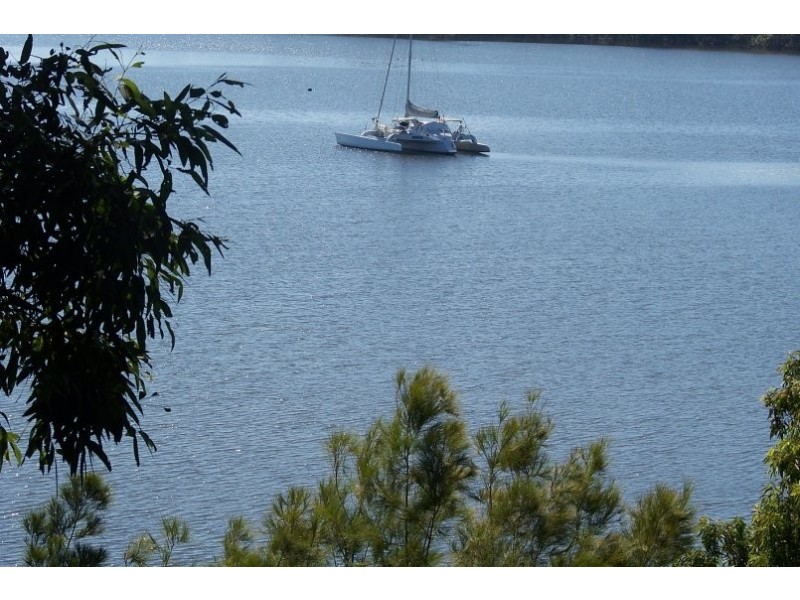 70 Timothy Street, Macleay Island QLD 4184