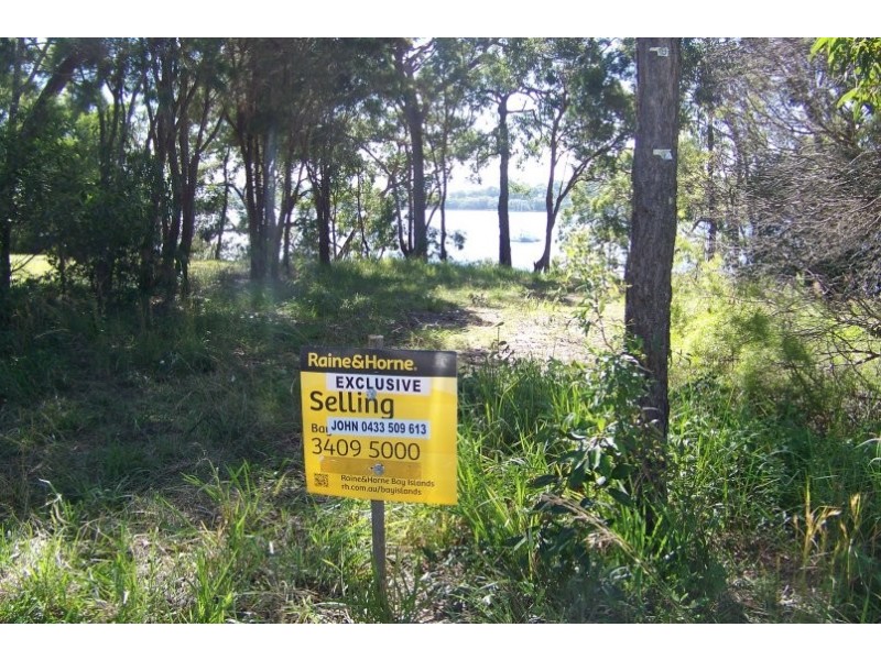70 Timothy Street, Macleay Island QLD 4184