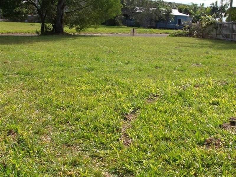 4 Wobur Street, Lamb Island QLD 4184