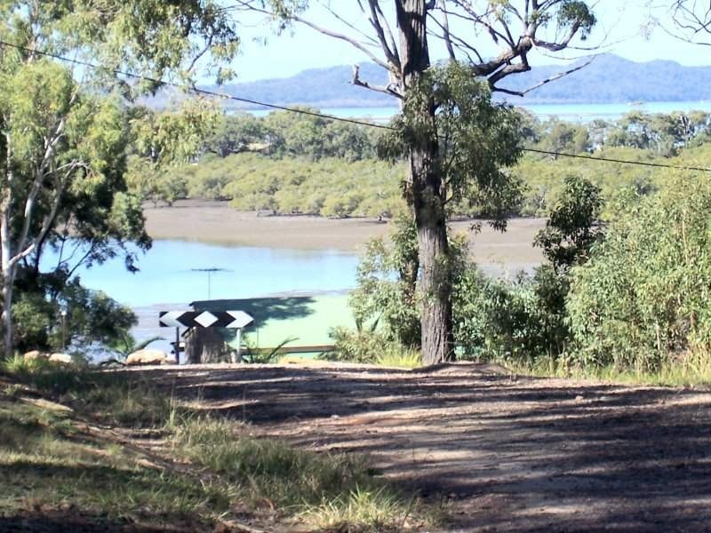 212 Kate Street, Macleay Island QLD 4184