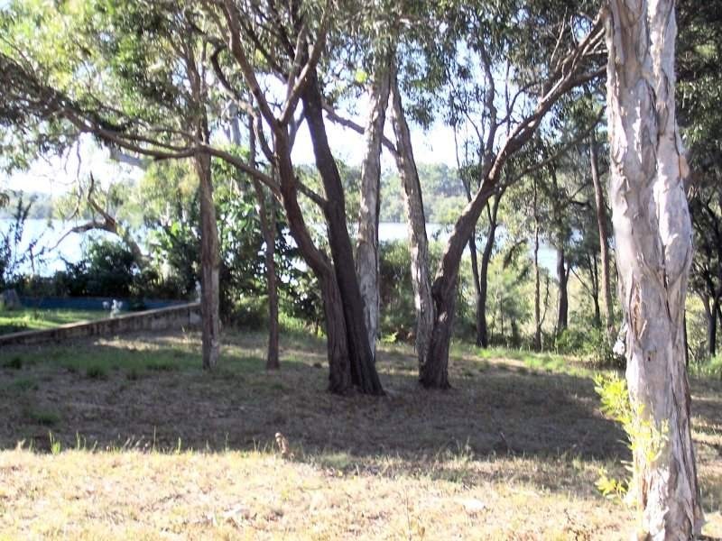 23 Timothy Street, Macleay Island QLD 4184