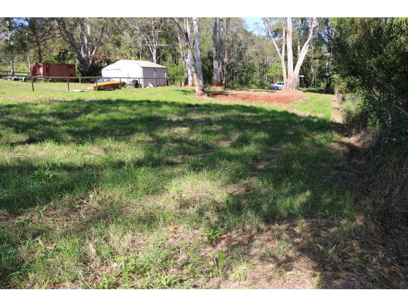 1 Scarborough Terrace, Macleay Island QLD 4184