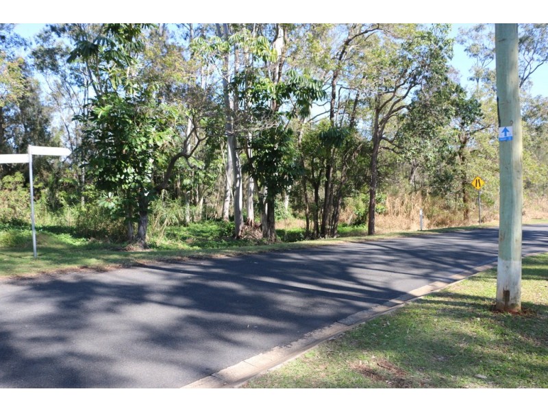 1 Scarborough Terrace, Macleay Island QLD 4184