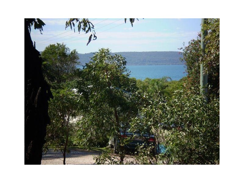 19 Coorong Street, Macleay Island QLD 4184