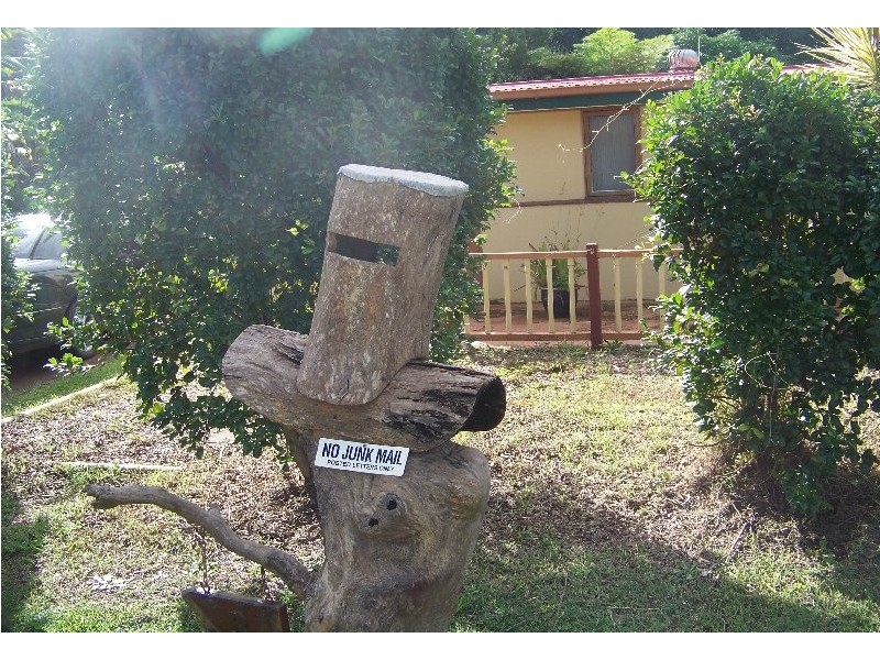 3 Marine St, Macleay Island QLD 4184