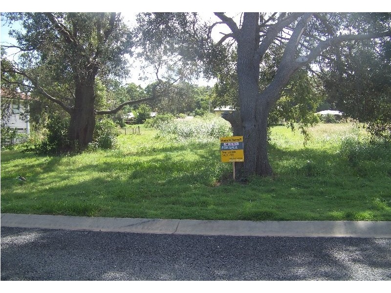 5 Jan Street, Macleay Island QLD 4184