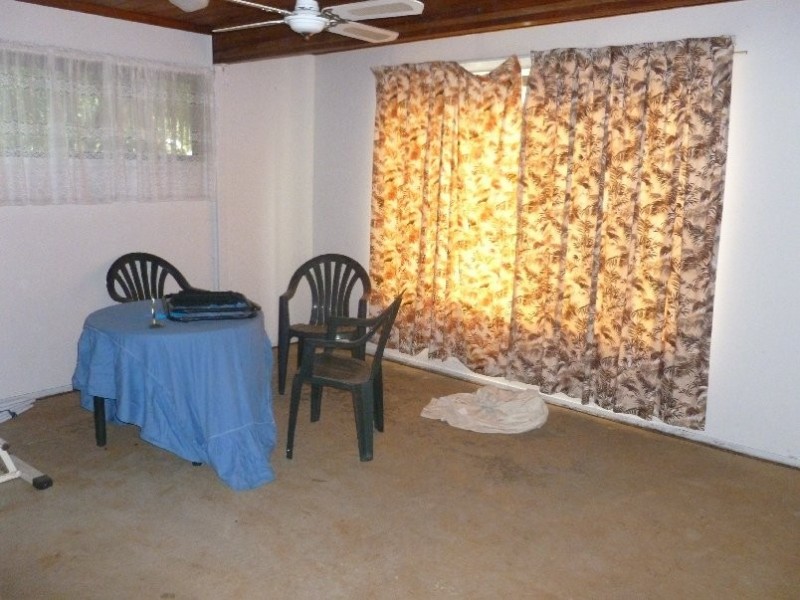 4 DOUBLE BAY STREET, Macleay Island QLD 4184