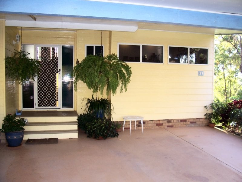 27 Cliff Terrace, Macleay Island QLD 4184