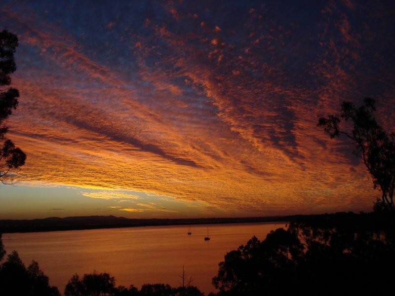 27 Cliff Terrace, Macleay Island QLD 4184