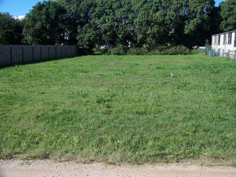 8 Citron Street, Macleay Island QLD 4184