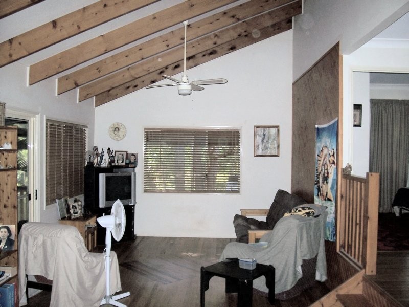 20 Marine St, Macleay Island QLD 4184