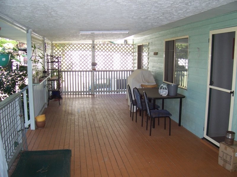 20 Marine St, Macleay Island QLD 4184