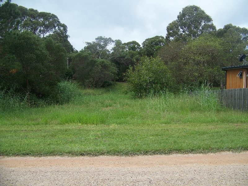 7 Granadilla Street, Macleay Island QLD 4184