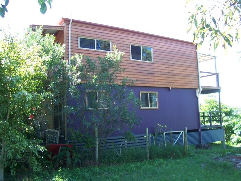 8 KEITH ST, Macleay Island QLD 4184
