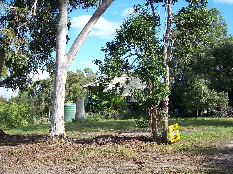 26 Cathy Street, Macleay Island QLD 4184