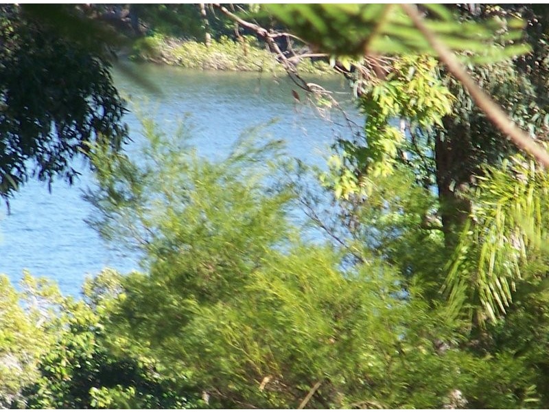 27 Pier Haven, Lamb Island QLD 4184