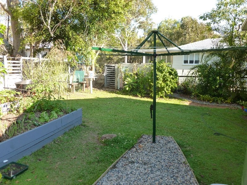 20 DEVANEY STREET, Macleay Island QLD 4184