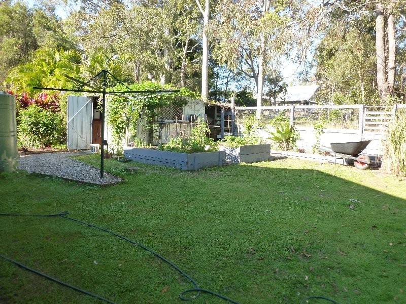 20 DEVANEY STREET, Macleay Island QLD 4184