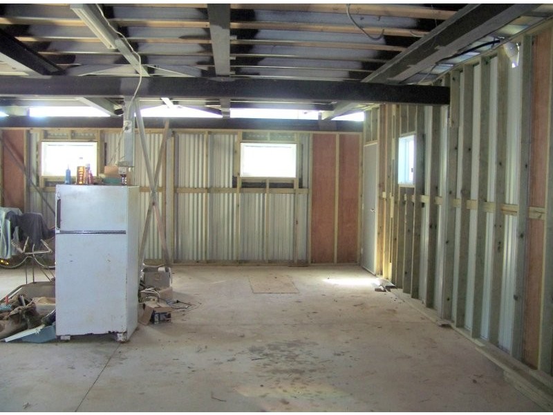 1 LINK ST, Lamb Island QLD 4184