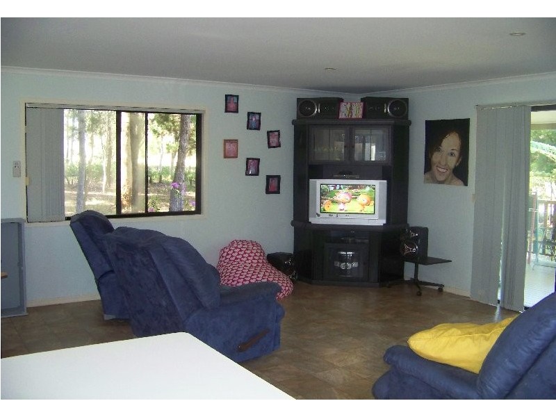5 Morwong St, Macleay Island QLD 4184