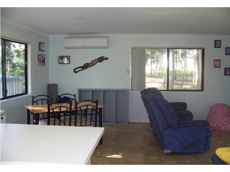 5 Morwong St, Macleay Island QLD 4184