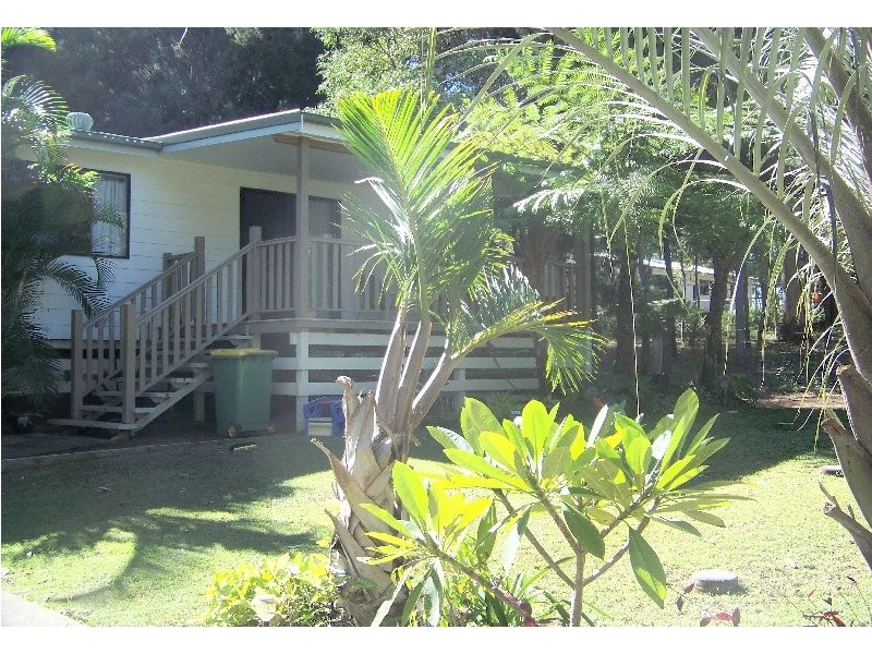 5 Morwong St, Macleay Island QLD 4184