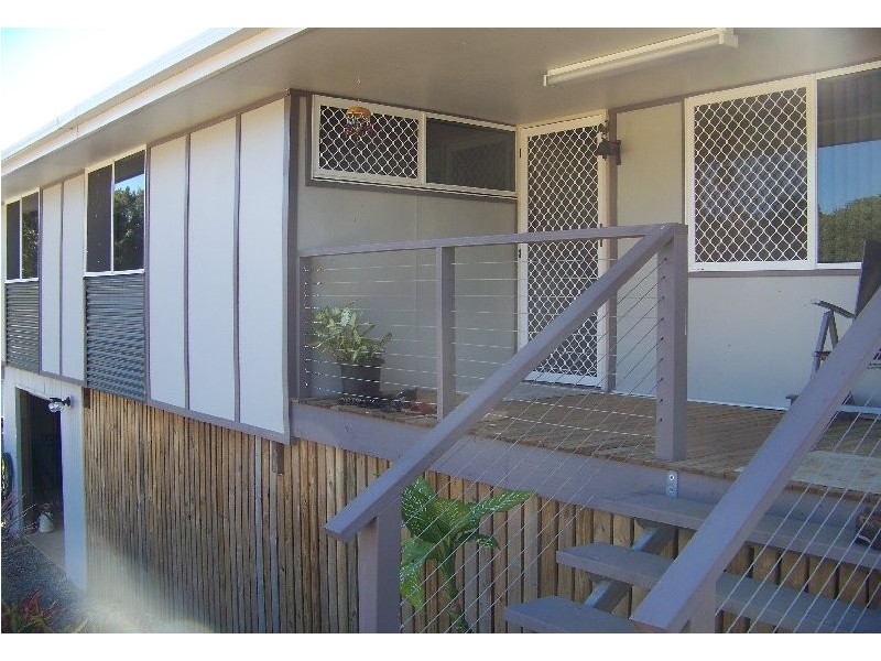 56 Timothy St, Macleay Island QLD 4184