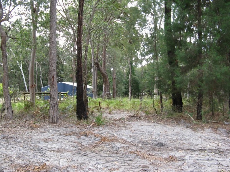 17 NATONE ST, Macleay Island QLD 4184