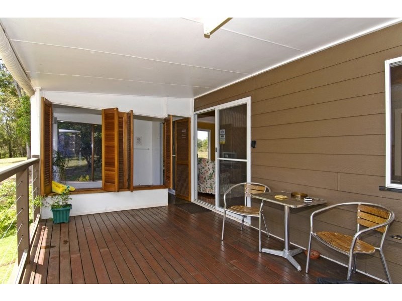 143 LUCAS DRIVE, Lamb Island QLD 4184