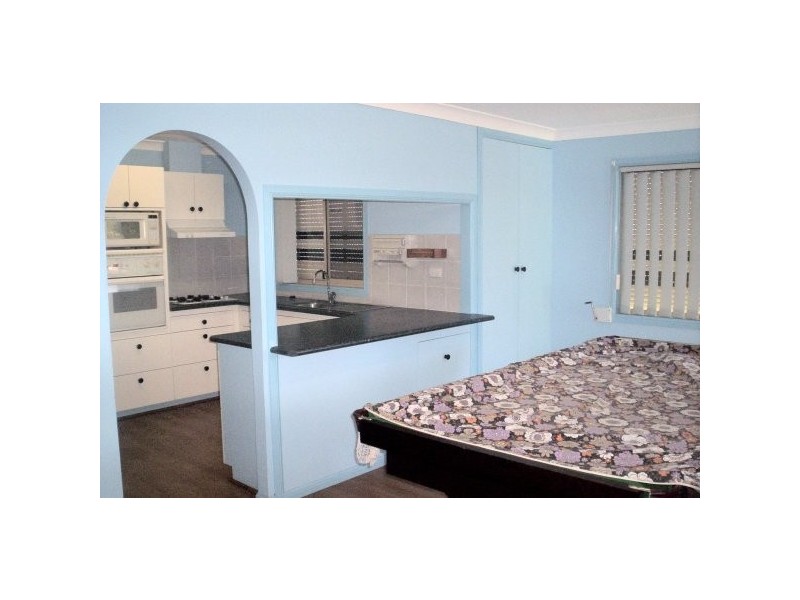 106 Western Rd, Macleay Island QLD 4184