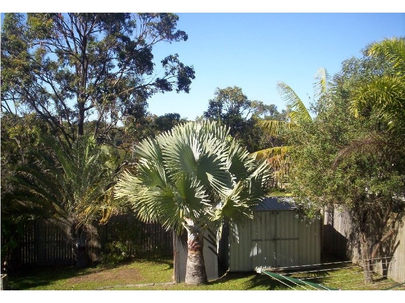 22 ASHTON ST, Macleay Island QLD 4184