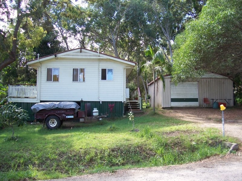 102 KATE ST, Macleay Island QLD 4184