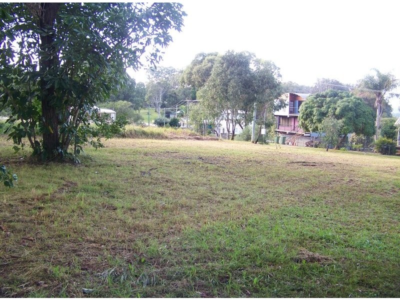 23 Lucas dr, Lamb Island QLD 4184
