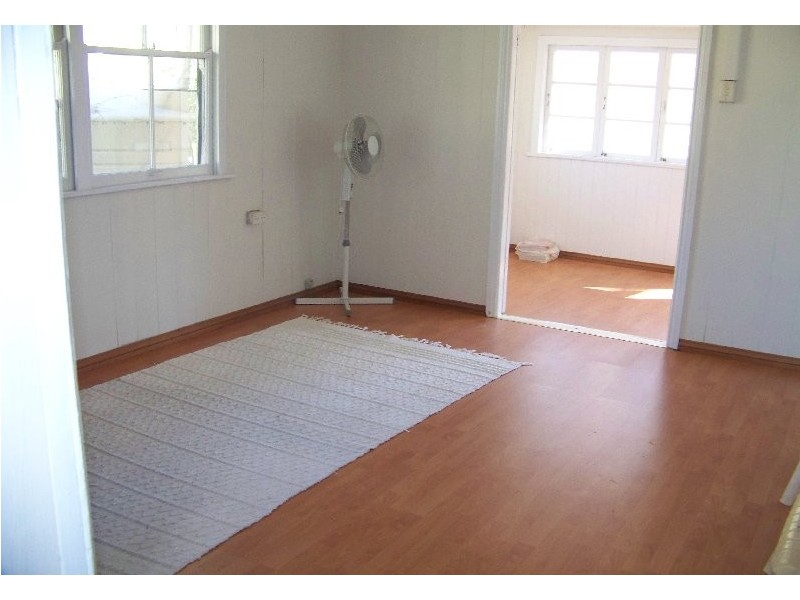 70 High Central Rd, Macleay Island QLD 4184