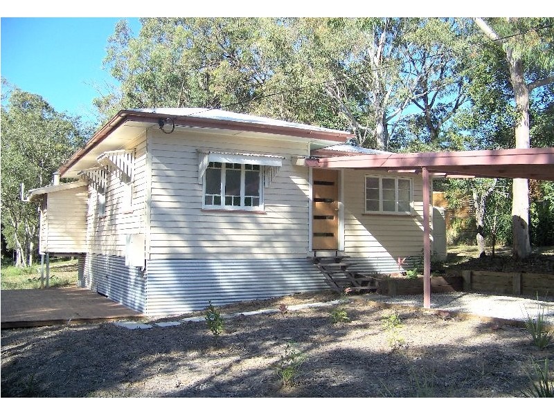 70 High Central Rd, Macleay Island QLD 4184