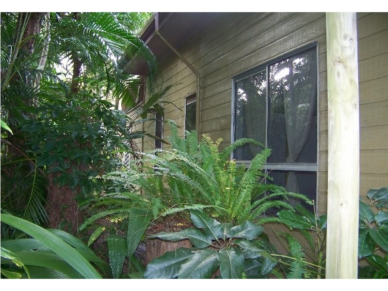 182 Kate Street, Macleay Island QLD 4184