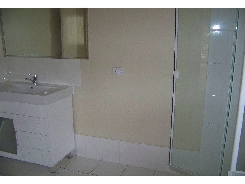 17 Michael Street, Macleay Island QLD 4184