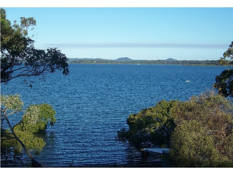 17 Coorong Street, Macleay Island QLD 4184