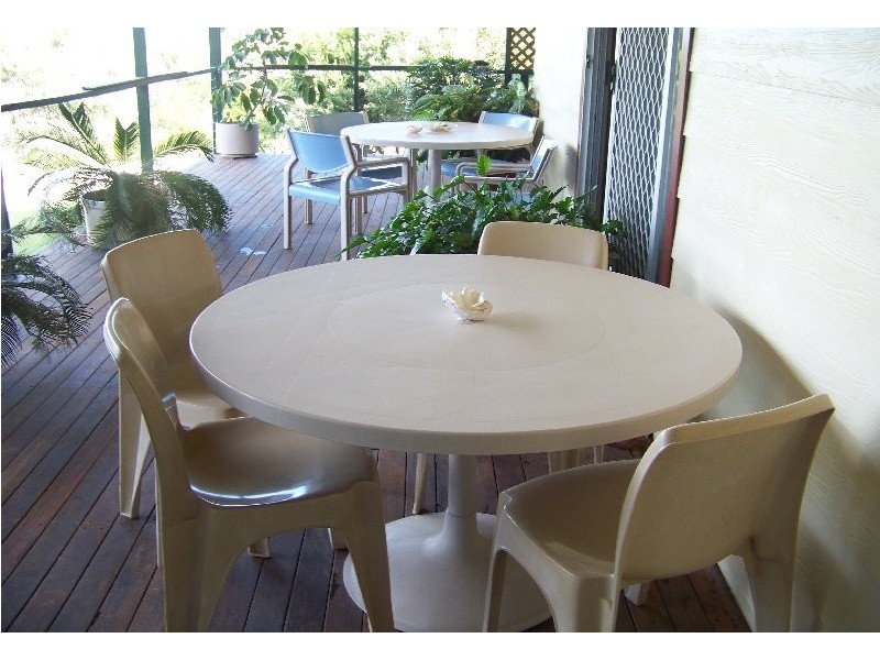 17 Coorong Street, Macleay Island QLD 4184